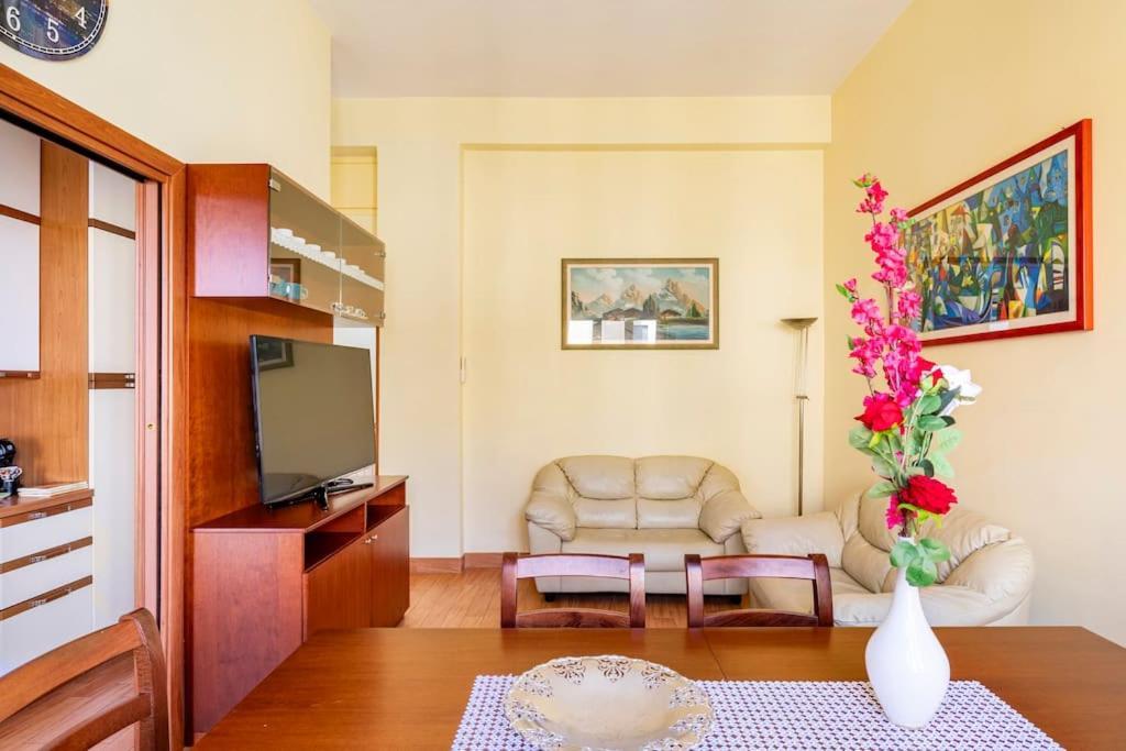 Casa Angelina Con 3 Camere Da Letto Rome Luaran gambar